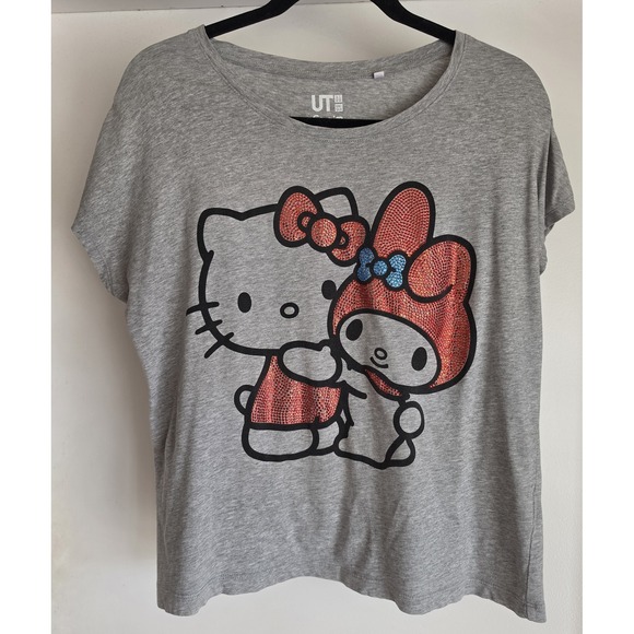 Uniqlo Other - Uniqlo Sanrio Sparkle Graphic Tee - Hello Kitty & My Melody Hugging - Gray - S